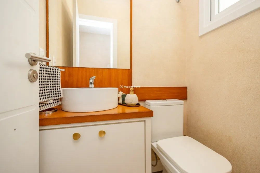 Casa para venda no bairro Vale das Colinas em Gramado
