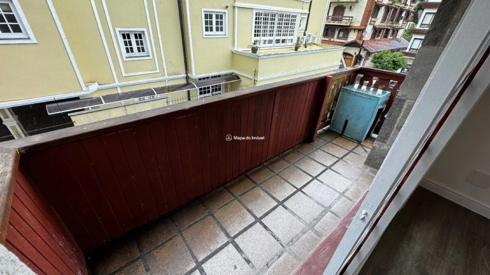 Sala Comercial Aérea para venda no bairro Centro em Gramado