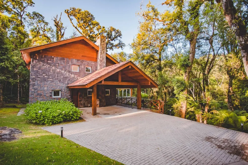 Casa em Condomínio para venda no bairro Mato Queimado em Gramado