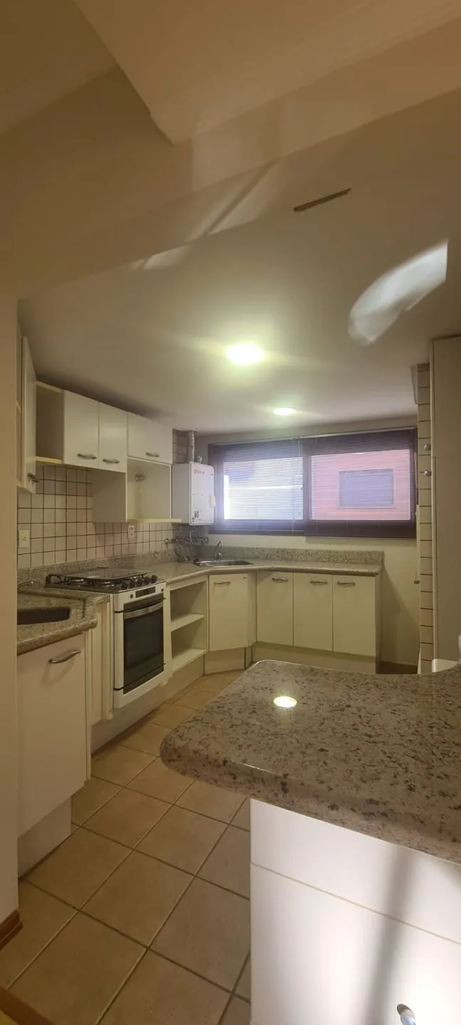 Apartamento para venda no bairro Centro em Gramado