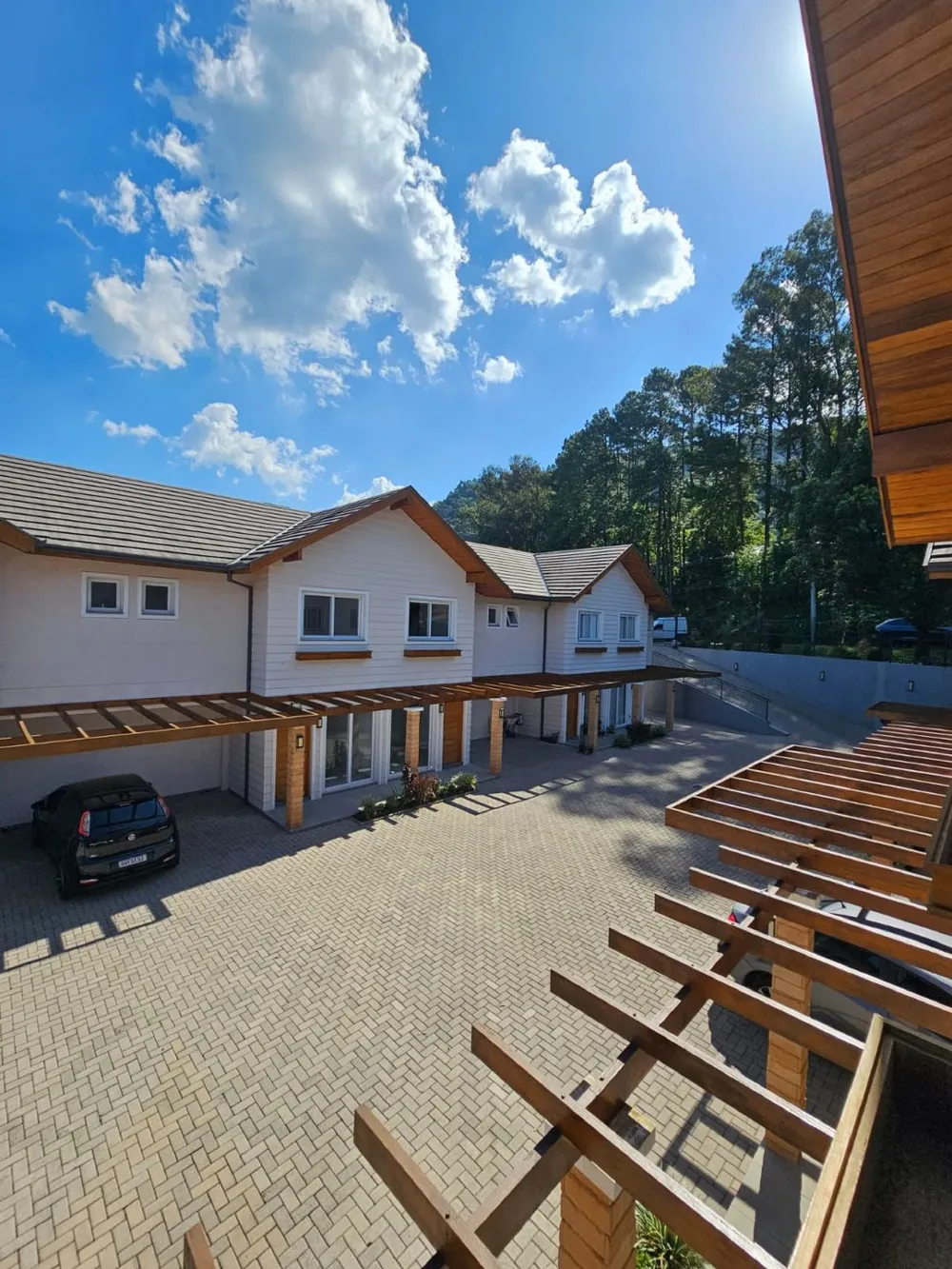 Casa para venda no bairro Varzea Grande em Gramado