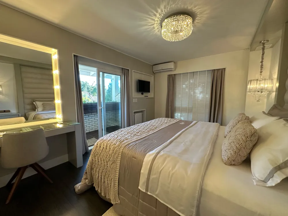 Casa 3 quartos sendo 3 suítes para venda no bairro Centro em Gramado