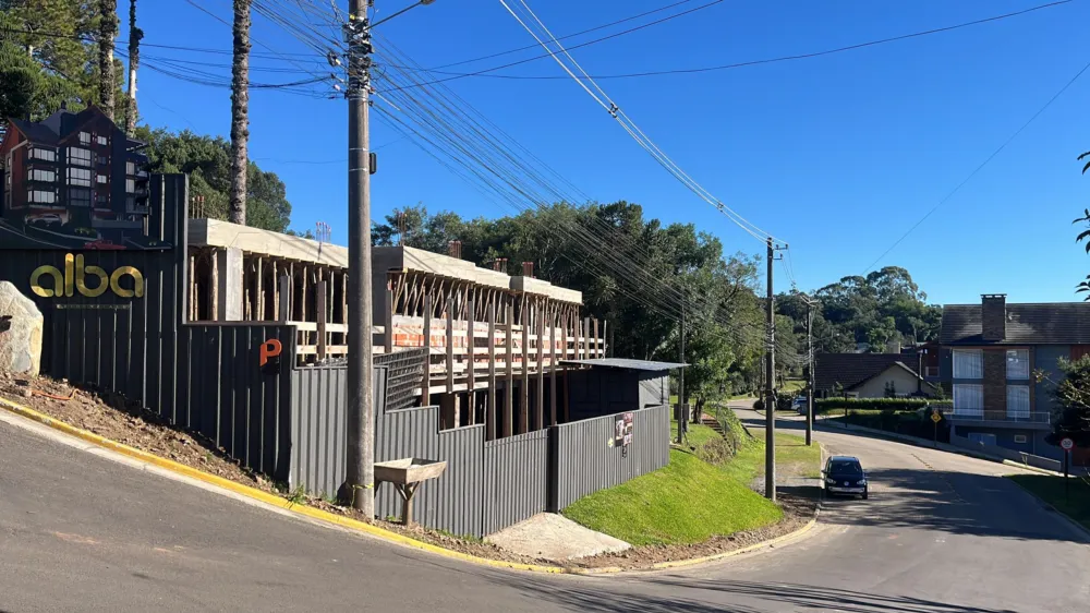 Apartamento para venda no bairro Carniel em Gramado