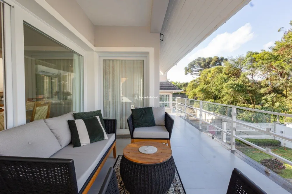 Casa para venda no bairro Vale das Colinas em Gramado