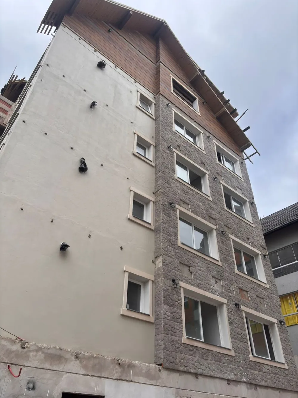 Apartamento para venda no bairro Centro  em Canela