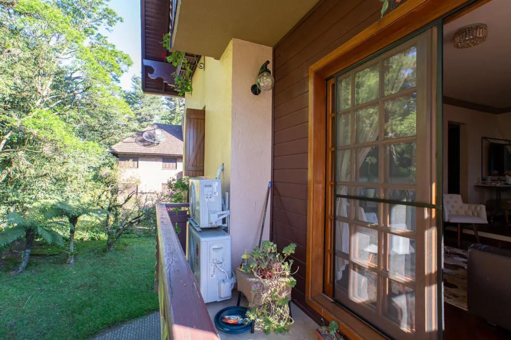 Duplex para venda no bairro Planalto em Gramado