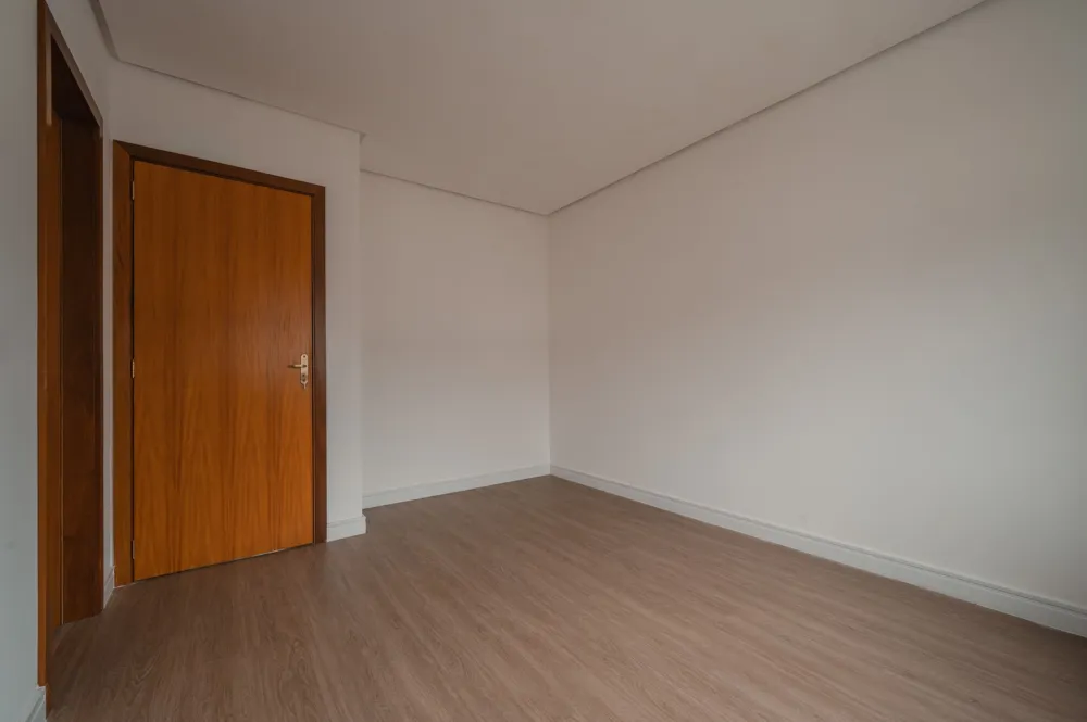 Casa para venda no bairro Varzea Grande em Gramado