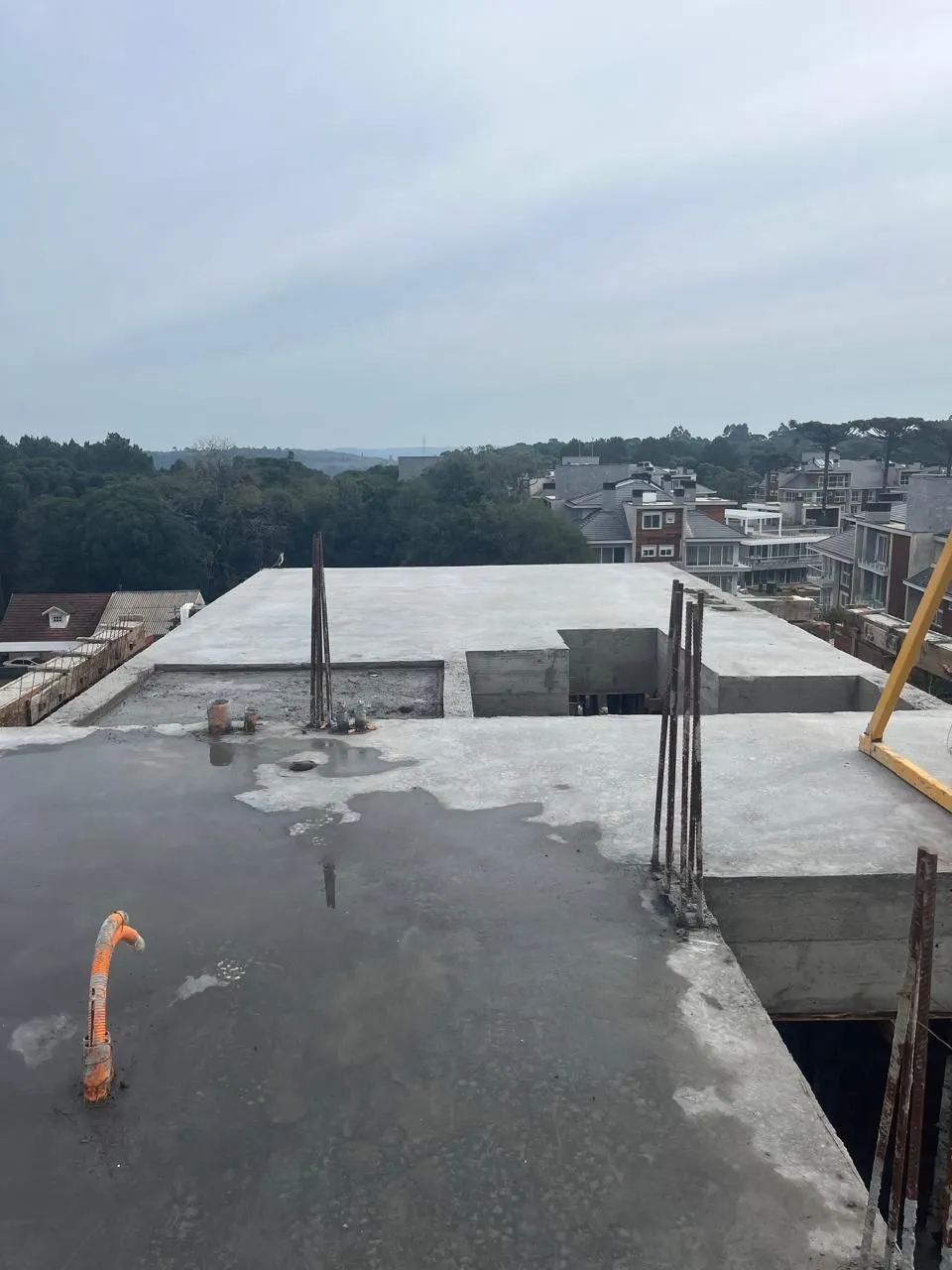 Apartamento para venda no bairro Carniel em Gramado