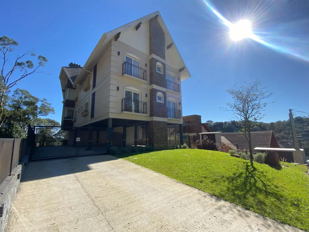 Cobertura para venda no bairro Ipê Amarelo em Gramado