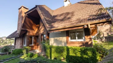 Casa para venda no bairro Vale das Colinas em Gramado
