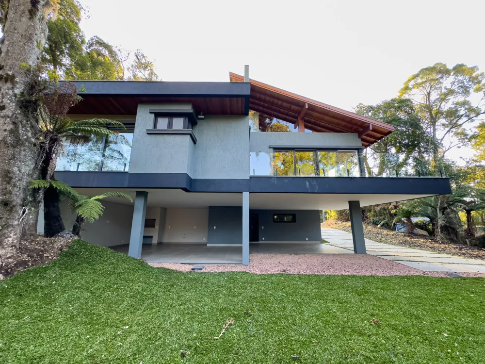 Casa para venda no bairro Carniel em Gramado