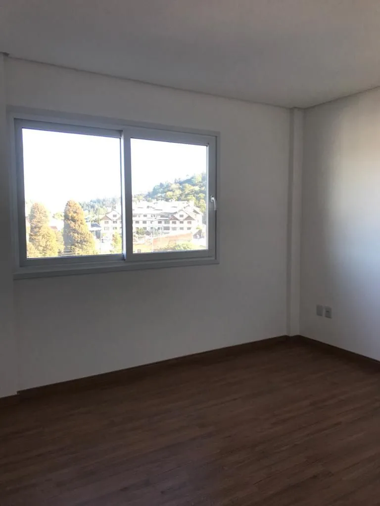 Cobertura para venda no bairro Av. Central em Gramado