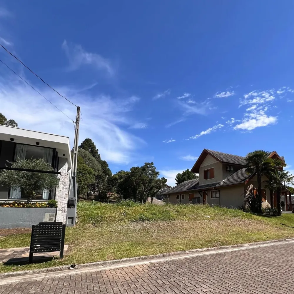 Terreno Padrão para venda no bairro Carniel em Gramado