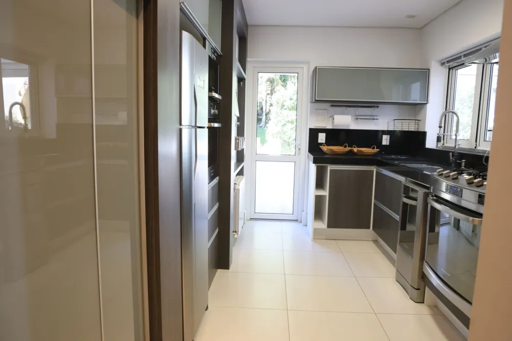 Casa 3 quartos sendo 3 suítes para venda no bairro Centro em Gramado