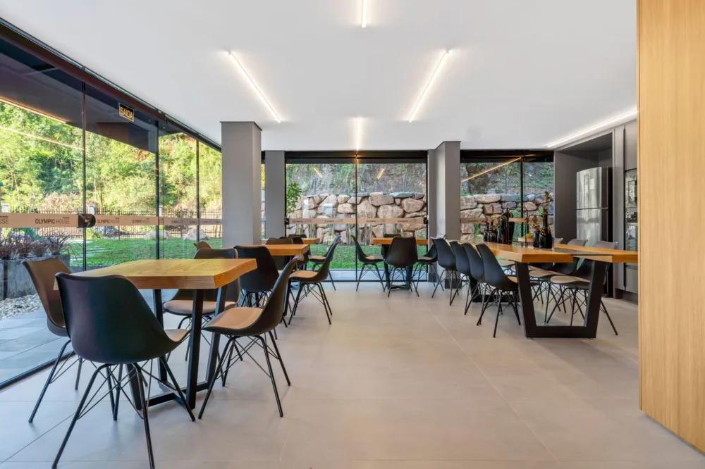 Apartamento para venda no bairro Vale das Montanhas em Gramado