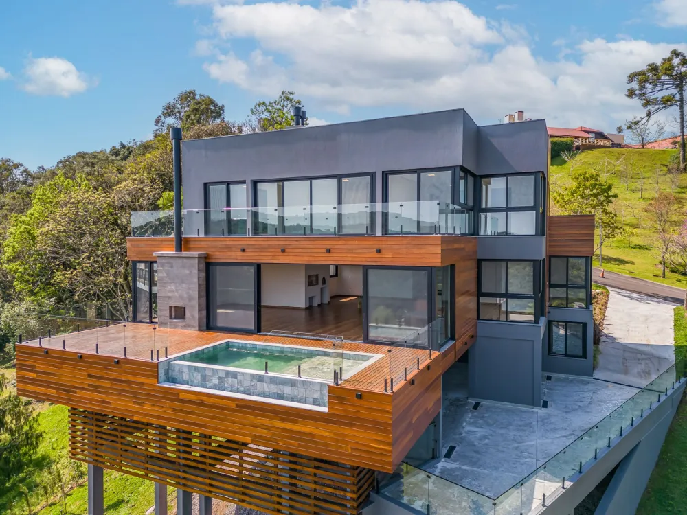 Casa para venda no bairro Bavaria em Gramado