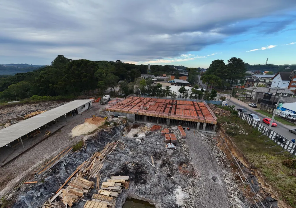 Apartamento para venda no bairro Moura em Gramado