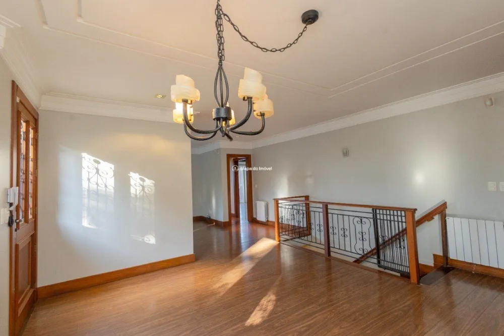 Casa para venda no bairro Vale das Colinas em Gramado