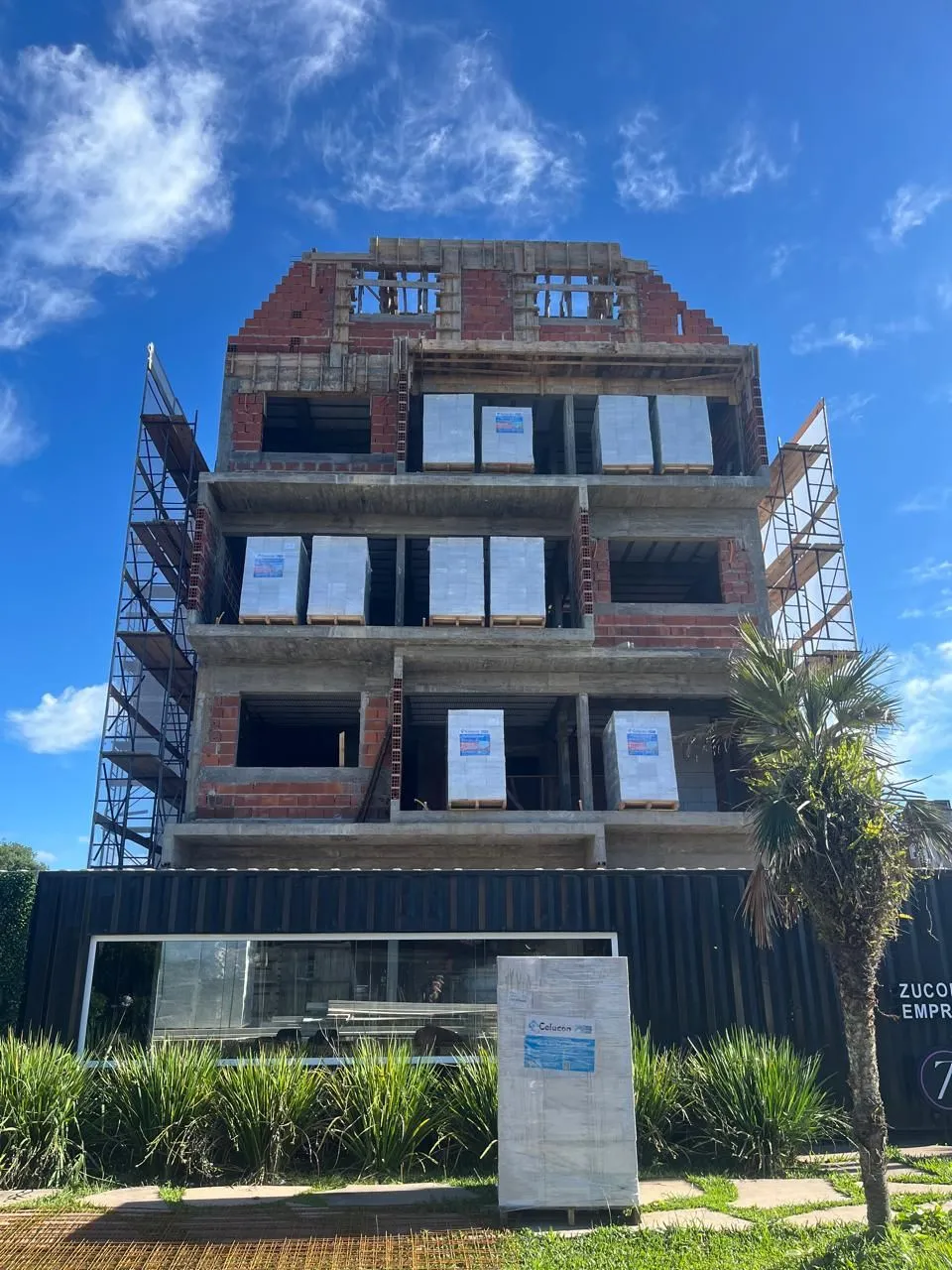 Apartamento para venda no bairro Carniel em Gramado