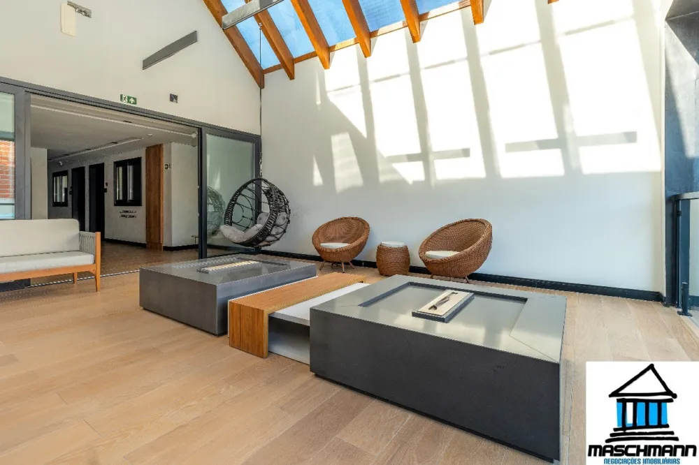 Apartamento 1 Dormitório com enorme terraço terraço em Canela/RS