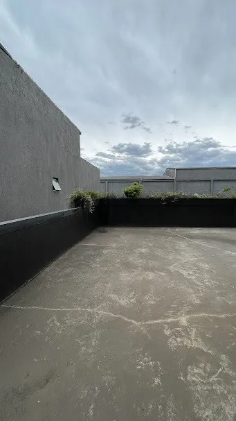 Apartamento 1 Dormitório com enorme terraço terraço em Canela/RS