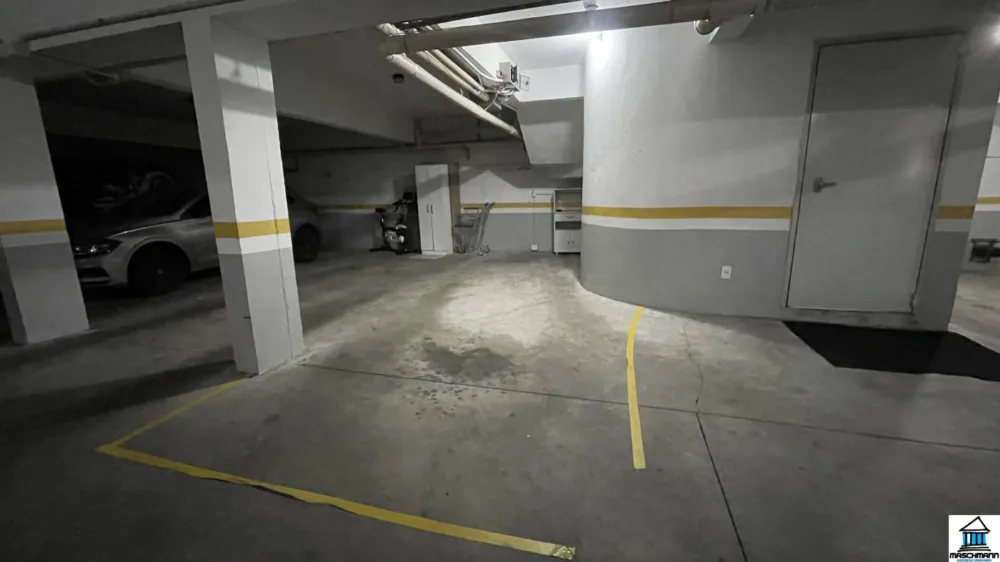 Apartamento Mobiliado no Plaza Catedral a apenas 40 Passos da Catedral de Pedra.