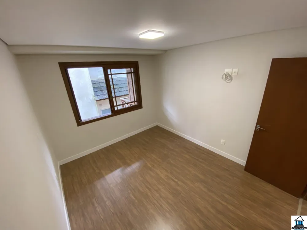 Apartamento no bairro Planalto por apenas R$ 489.000, em área nobre de Gramado.