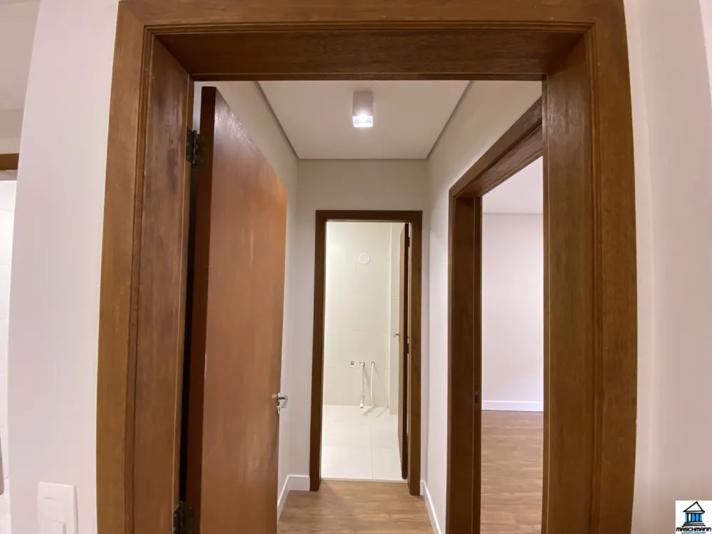 Apartamento no bairro Planalto por apenas R$ 489.000, em área nobre de Gramado.