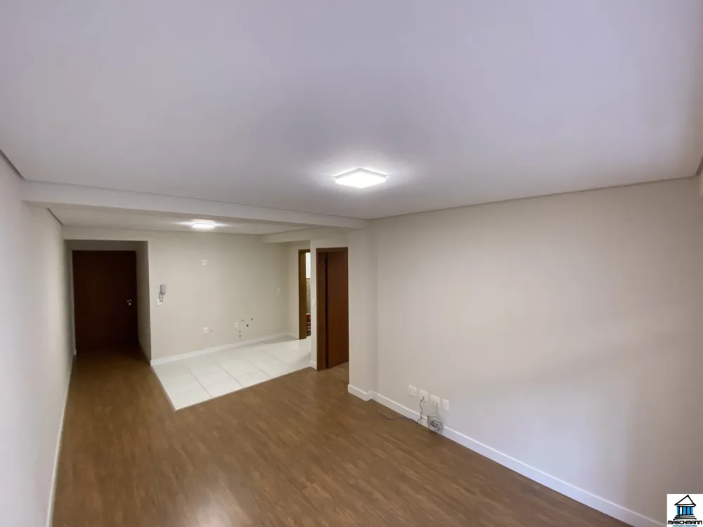 Apartamento no bairro Planalto por apenas R$ 489.000, em área nobre de Gramado.