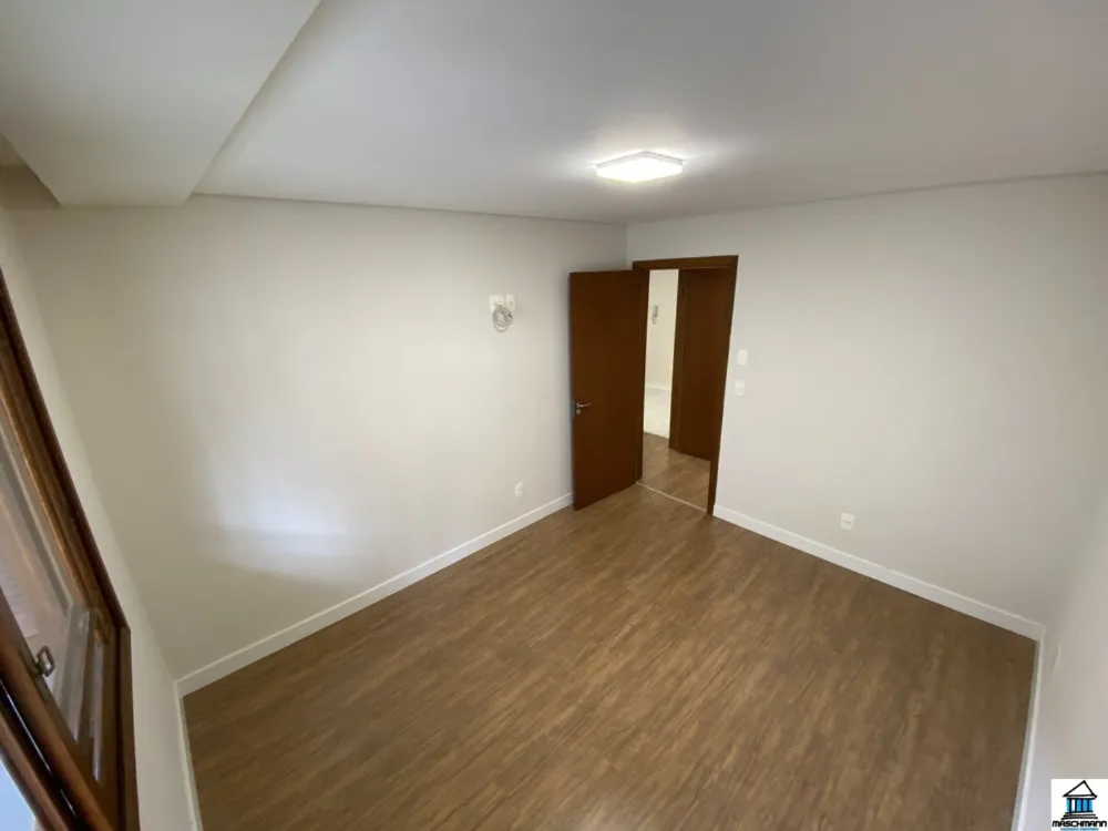 Apartamento no bairro Planalto por apenas R$ 489.000, em área nobre de Gramado.