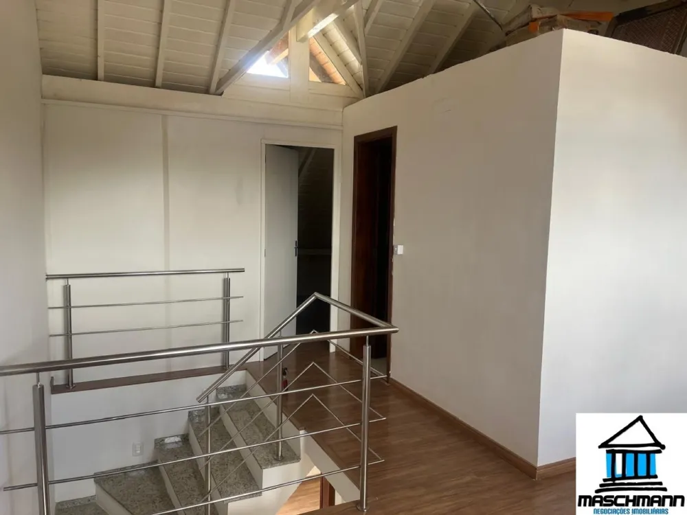 Oportunidade para locação no Centro de Canela — Casa 3 quartos, 127 m² 