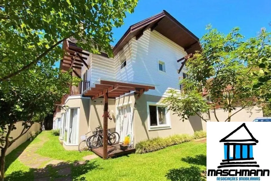 Casa de 4 suítes semi mobiliada à venda Vila Suzana- Canela