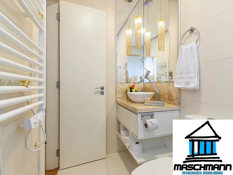 Apartamento mobiliado a 400 metros de rua coberta de Gramado