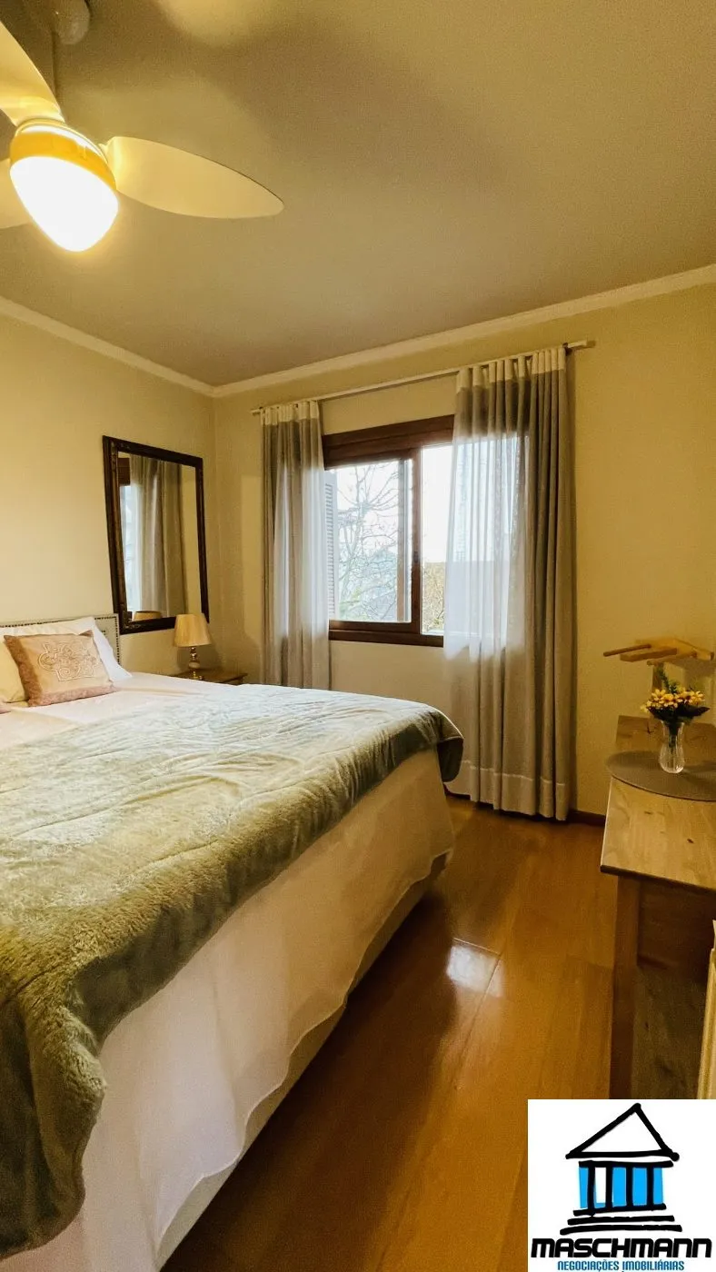 Apartamento mobiliado de 1 dormitórios, 1 vaga, no coração de Gramado