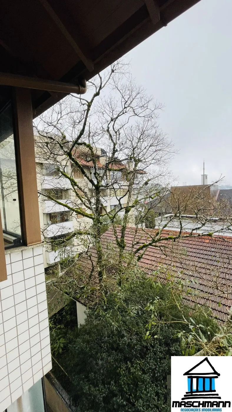 Apartamento mobiliado de 1 dormitórios, 1 vaga, no coração de Gramado