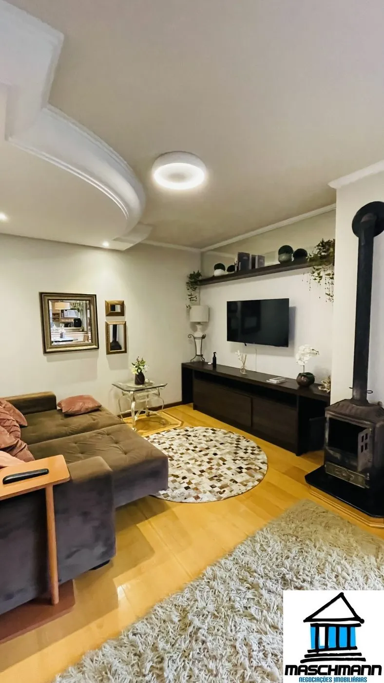 Apartamento mobiliado de 1 dormitórios, 1 vaga, no coração de Gramado