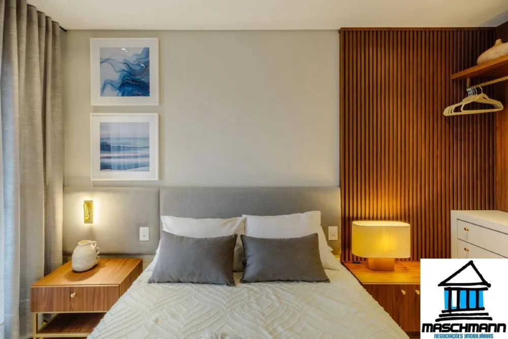 Apartamento de 2 suítes e altíssimo padrão mobiliado a apenas 200 metros da Rua Coberta de Gramado.