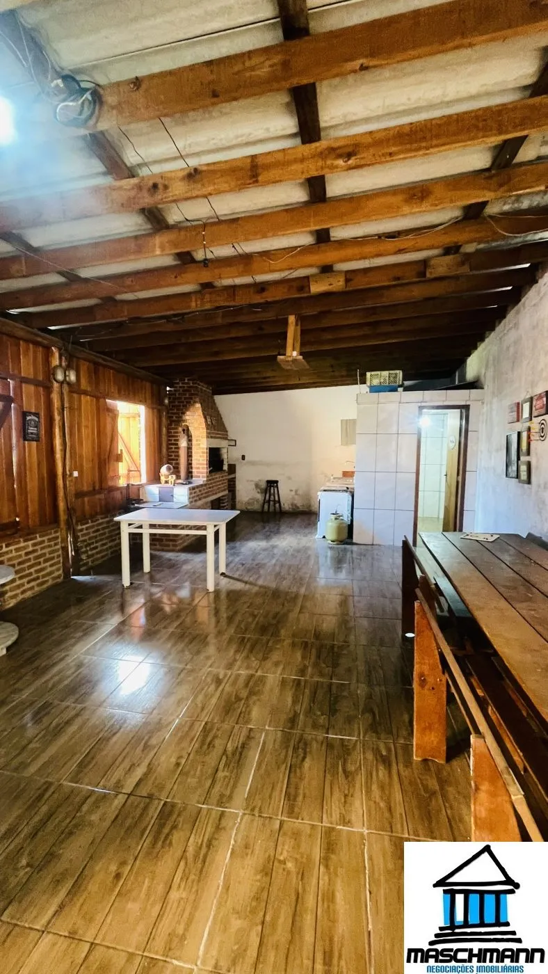 Casa com 2 quartos semi mobiliadoa para locação em Esteio.
