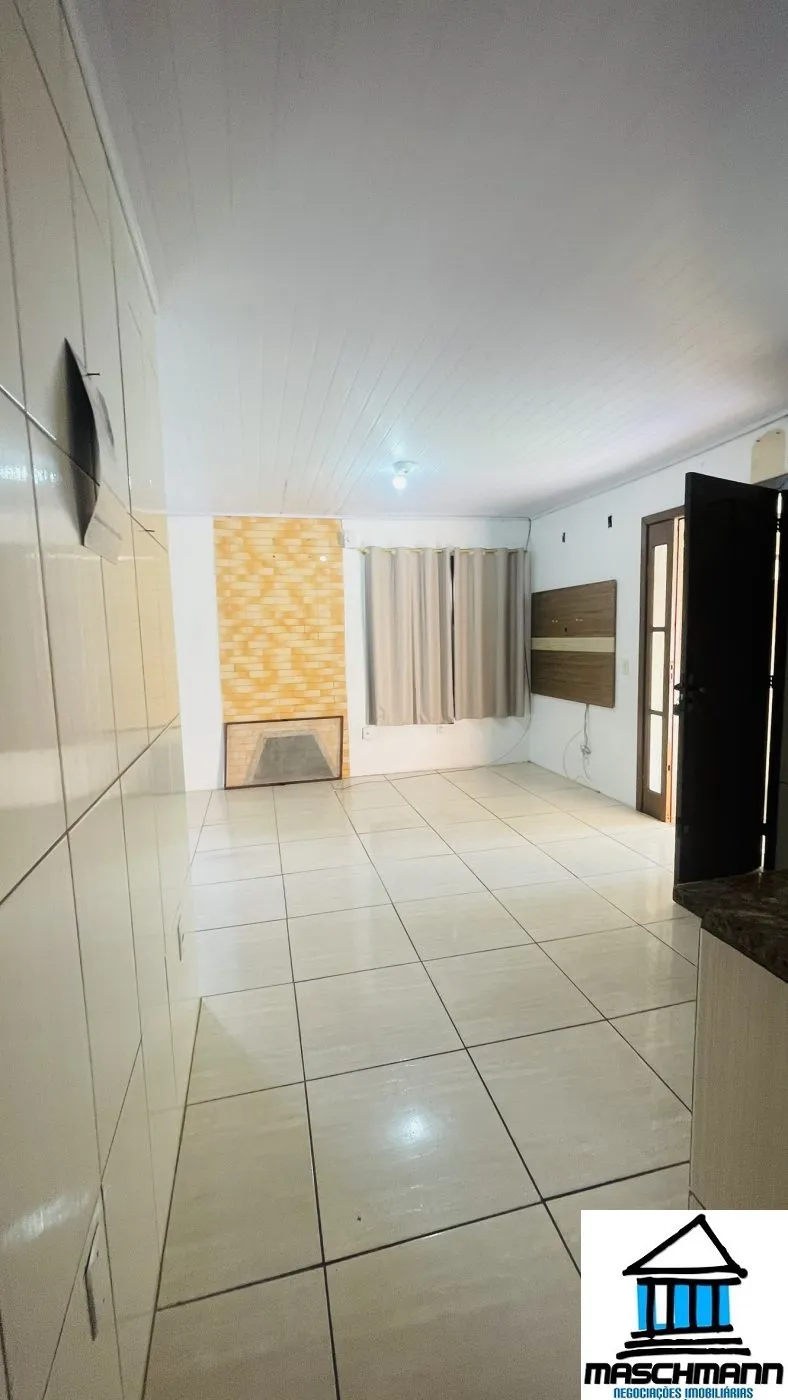 Casa com 2 quartos semi mobiliadoa para locação em Esteio.
