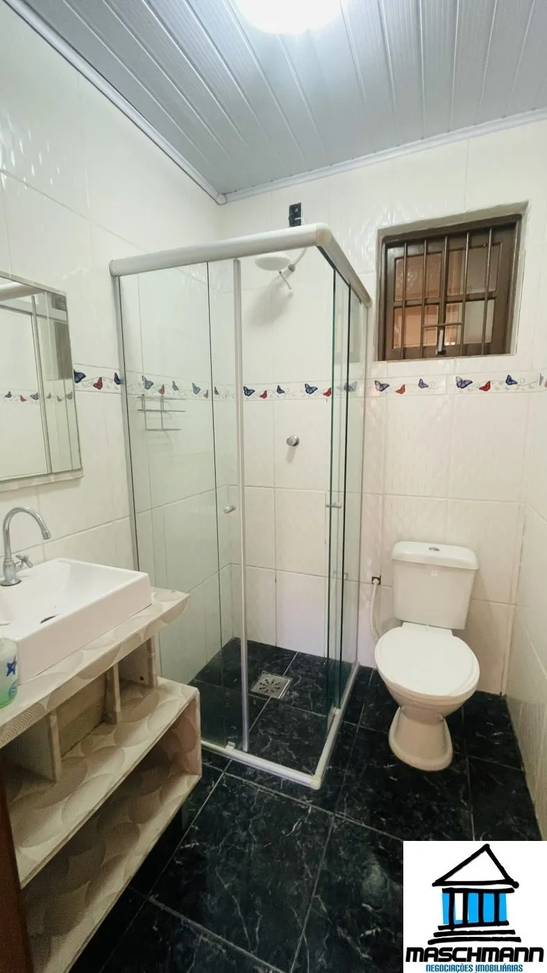 Casa com 2 quartos semi mobiliadoa para locação em Esteio.