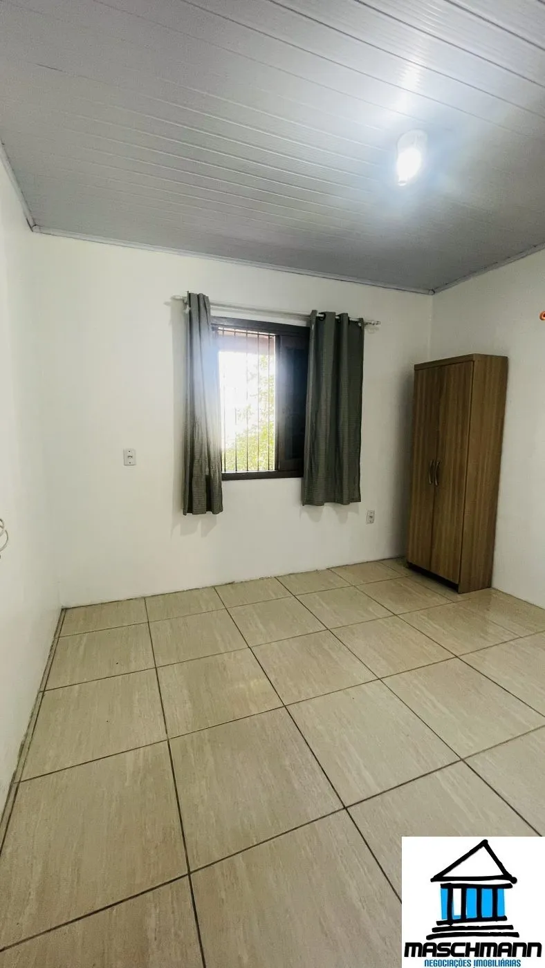 Casa com 2 quartos semi mobiliadoa para locação em Esteio.