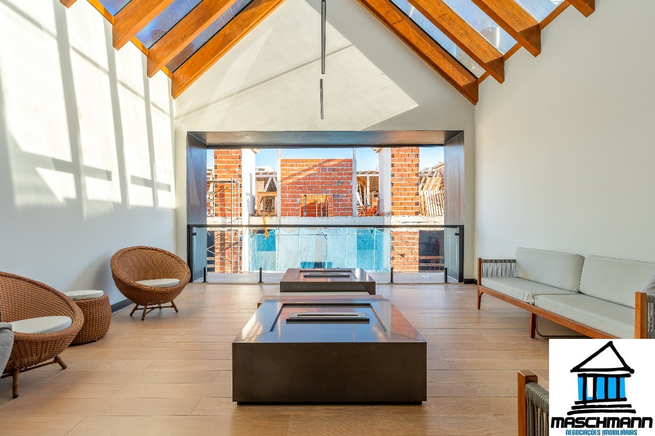 Apartamento 1 Dormitório mobiliado com terraço perfeito para locação em Canela