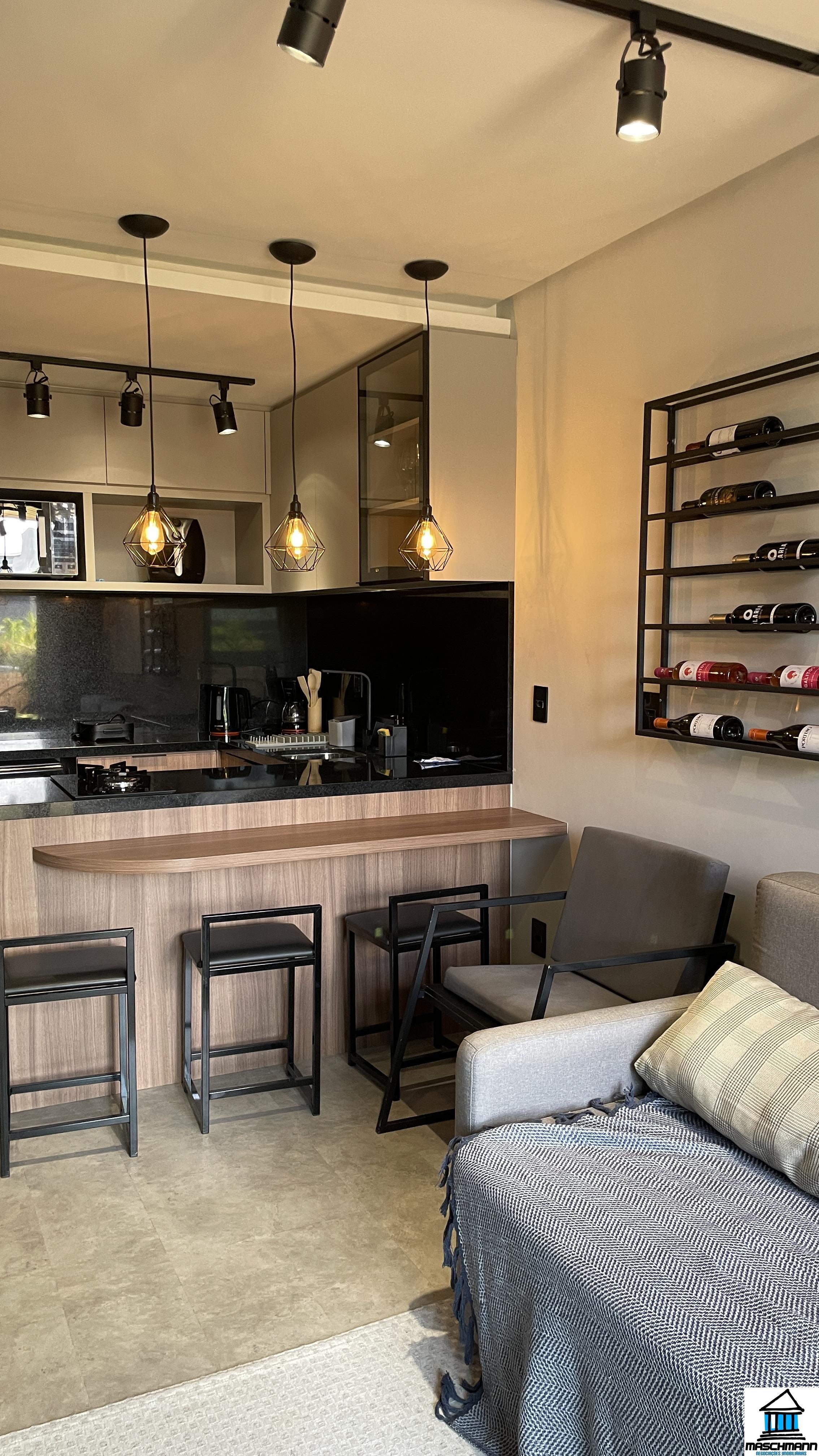 Apartamento 1 Dormitório mobiliado com terraço perfeito para locação em Canela