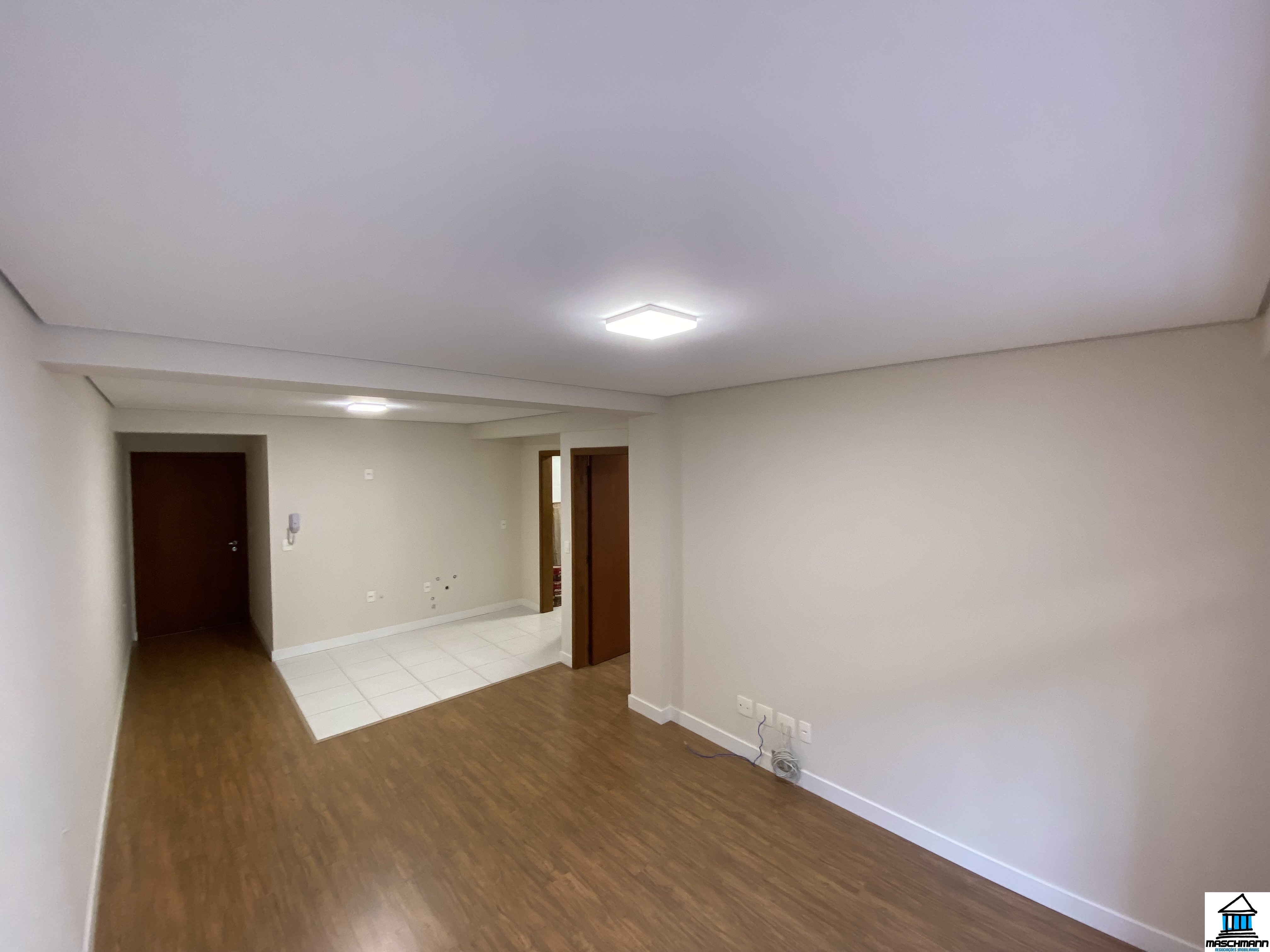 Apartamento no bairro Planalto por apenas R$ 489.000, em área nobre de Gramado.