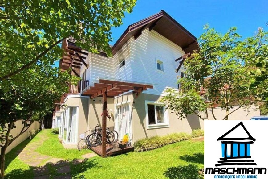 Casa de 4 suítes à venda Vila Suzana- Canela