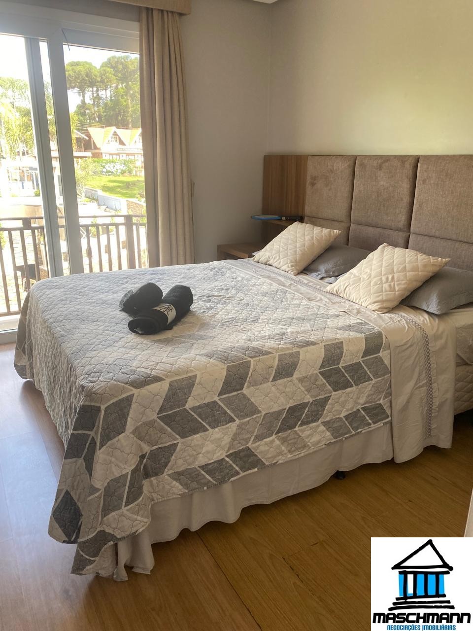 Casa de 4 suítes à venda Vila Suzana- Canela