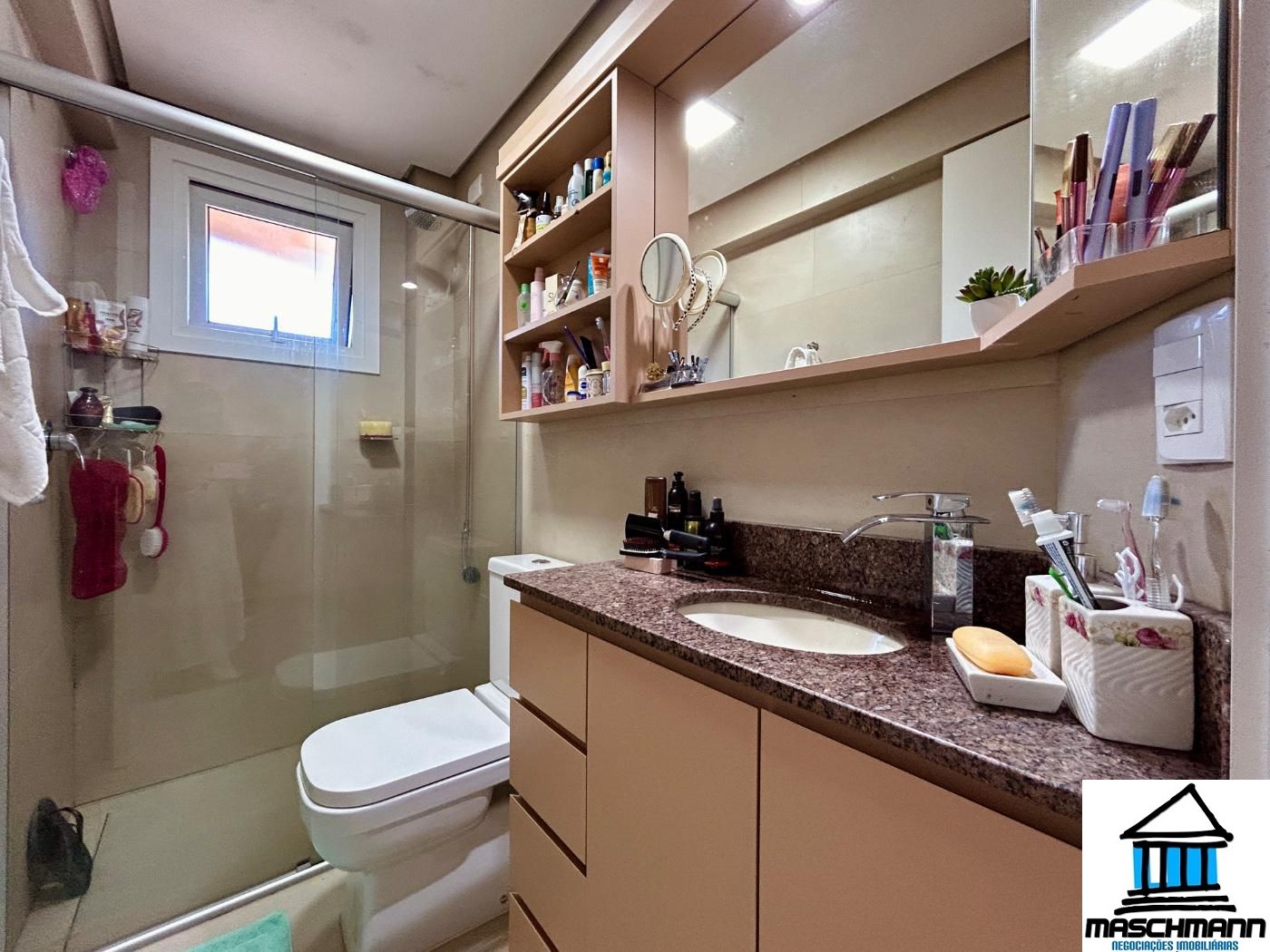 Apartamento mobiliado de 2 auartos, suíte na vila suíza, Caneal-RS.