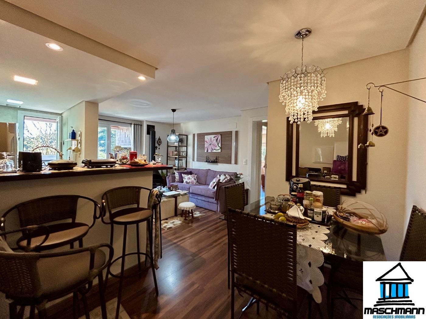 Apartamento mobiliado de 2 auartos, suíte na vila suíza, Caneal-RS.