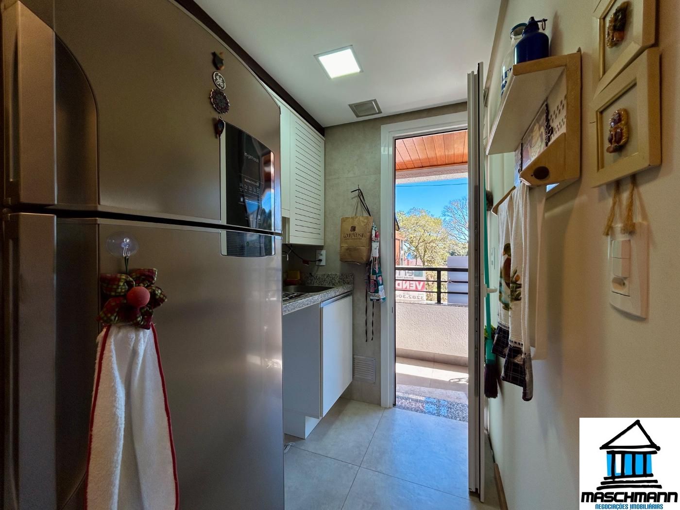 Apartamento mobiliado de 2 auartos, suíte na vila suíza, Caneal-RS.