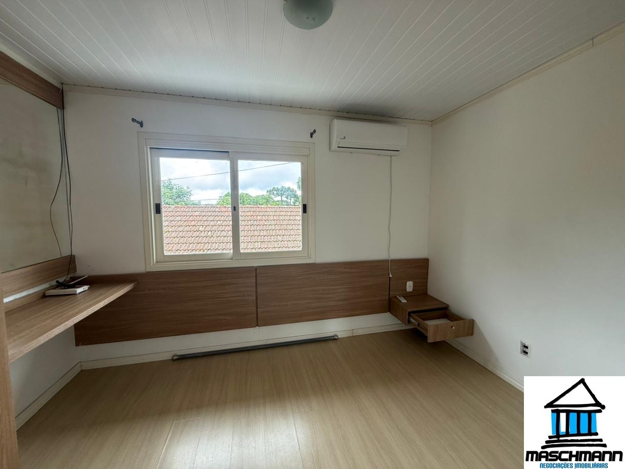 Casa de 2 auartos mobiliada no bairro Vila Luíza Canela